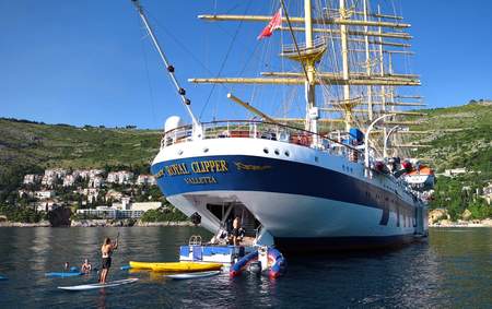 Star-Clippers-Royal-Clipper-Exterior-11